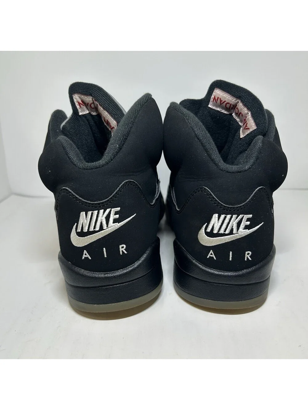 Air Jordan 5 Retro Black Metallic 2016 - Size 7.5 - (845035-003)